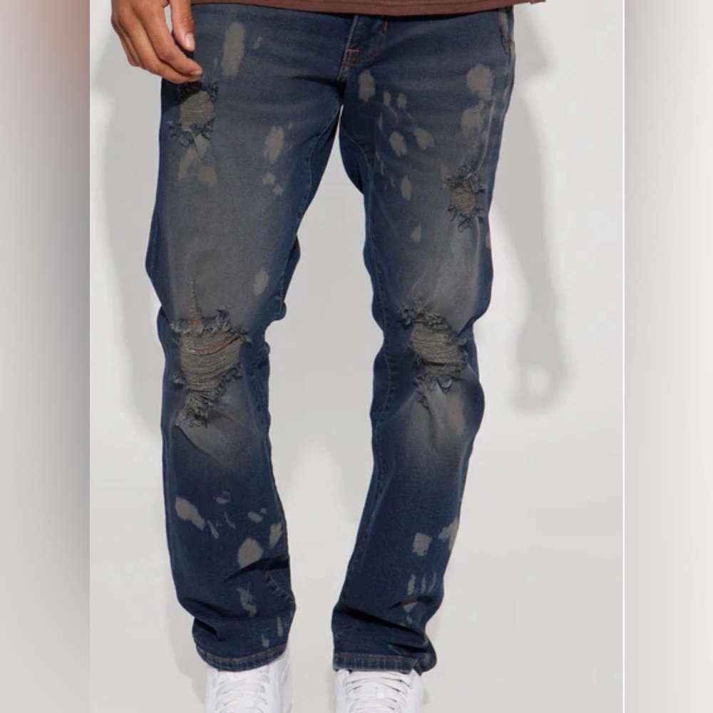 Distressed Blue Jeans Men’s Size 30 (Preloved)